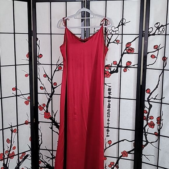 Reformation 100% Silk Red Spagetti Tie ShoulderMaxi Slip Dress - Picture 3 of 8